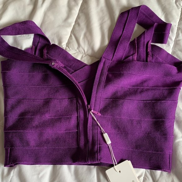Deep Purple Semi-Stretch Sexy V-Neck Crop Top - Picture 6 of 9